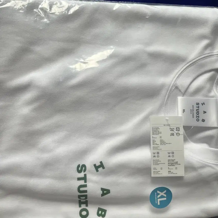 [BUNJANG] IAB Studio White Short Sleeve T-Shirt Green XL / 퀵배송 (새상품)IAB 스튜디오 화이트 반팔티 그린 XL