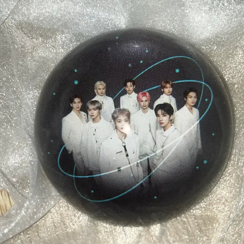 [BUNJANG] CRAVITY Center of Gravity Concert Goods Paperweight / 크래비티 센터오브그래비티 콘서트 굿즈 문진