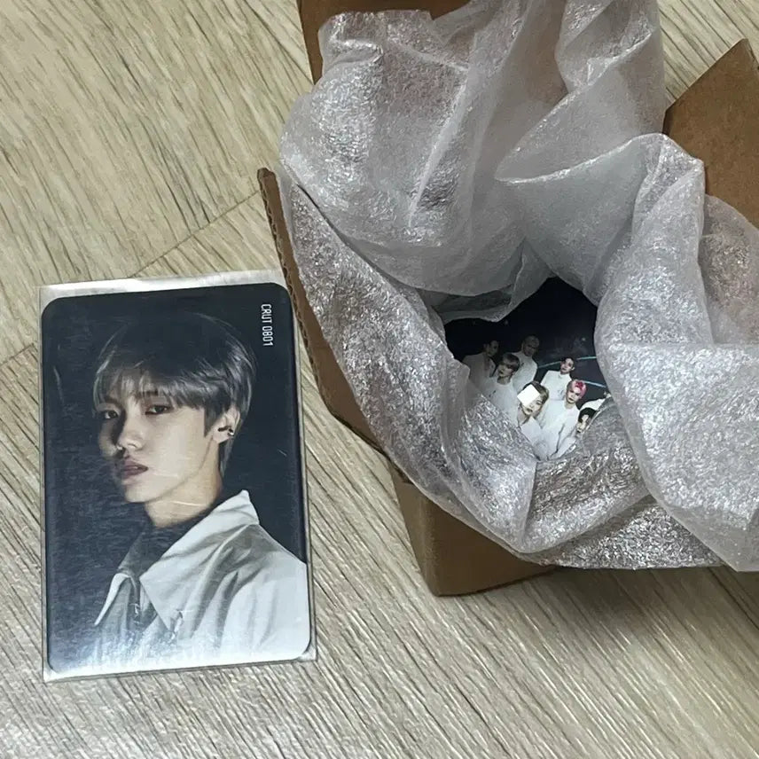 [BUNJANG] CRAVITY Center of Gravity Concert Goods Paperweight / 크래비티 센터오브그래비티 콘서트 굿즈 문진