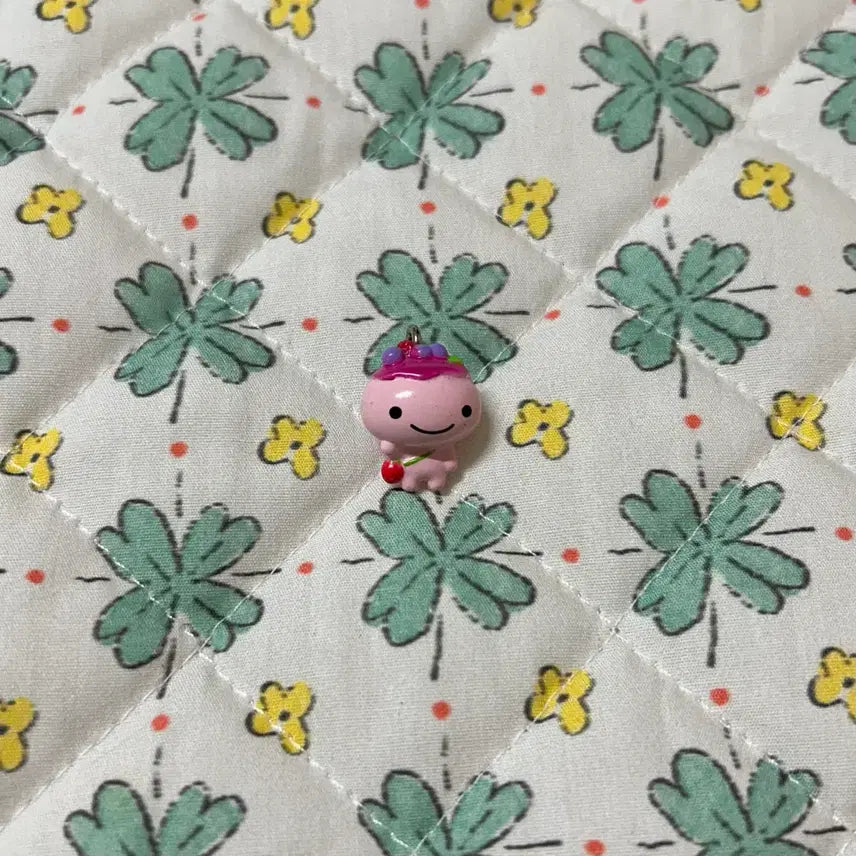 [BUNJANG] Kogeppang Berry Bread Keychain / 고전) 코게빵 베리빵 키링