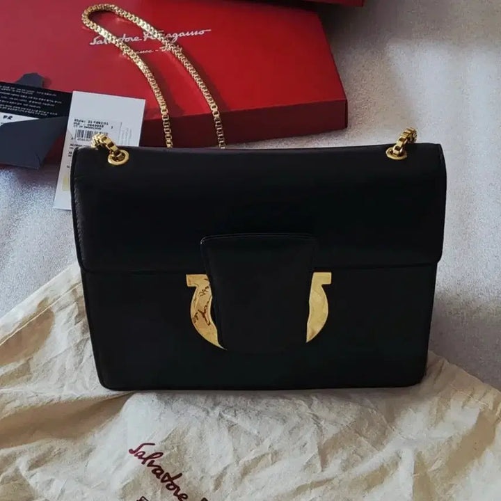 [BUNJANG] Salvatore Ferragamo Leather Shoulder Bag Crossbody / (정품) 페라가모 숄더백 크로스백