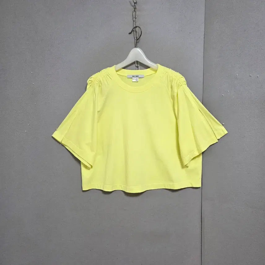 [BUNJANG] Jucy Judy Yellow T-Shirt Size 85 / 쥬시쥬디 엘로우 티셔츠 85  n5209