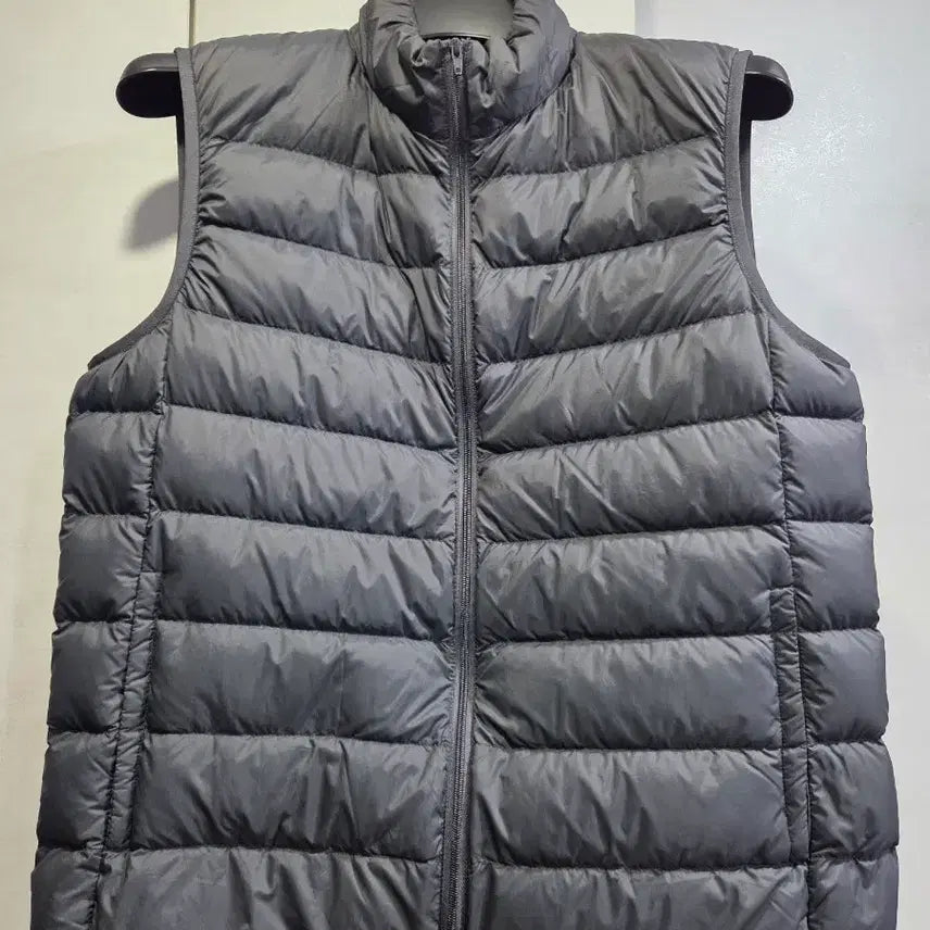 [BUNJANG] Muji Lightweight Down Vest Dark Grey XL / 무인양품 경량패딩베스트 다크그레이 XL