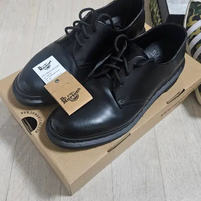 [BUNJANG] Dr. Martens 1461 Mono Black Loafers UK 7 (260mm) / 닥터마틴 1461 모노 블랙 UK7(260) 로퍼 구두  판매합니다