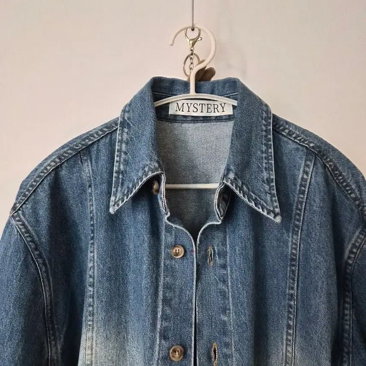 [BUNJANG] MYSTERY Medium Blue Vertical Wash Long Denim Shirt Jacket / 빈티지 무드 가득  미스테리(MYSTERY) 롱 데님 셔츠 자켓