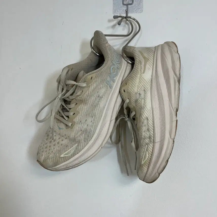 [BUNJANG] Hoka Clifton 9 Running Shoes / 호카 클리프톤9 런닝화