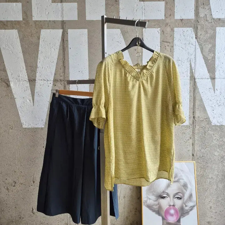 [BUNJANG] EnC Relaxed Fit Short Sleeve Blouse / EnC 넉넉핏 시원 반팔블라우스