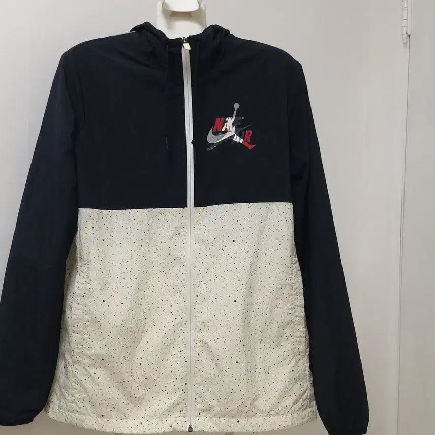 [BUNJANG] Nike Air Jordan Lightweight Hooded Jumper Nylon Mesh Lined / 에어조던/경량후드점퍼/안감팔까지전부매쉬/정품/남성/큰90-95
