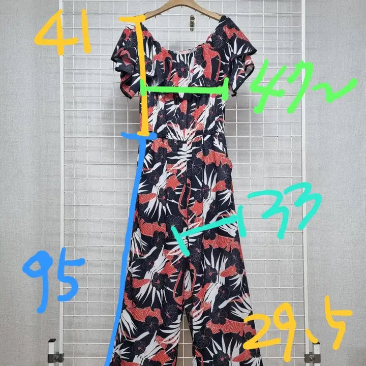 [BUNJANG] Egoist Off-Shoulder Jumpsuit / 에고이스트 피서룩 오프숄더 점프수트 55