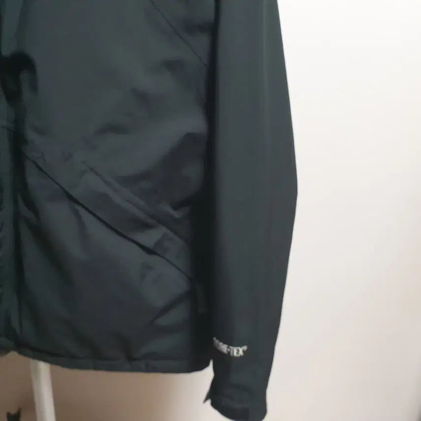 [BUNJANG] The North Face Windbreaker Jacket 110 / 노스페이스 바람막이점퍼/자켓/110