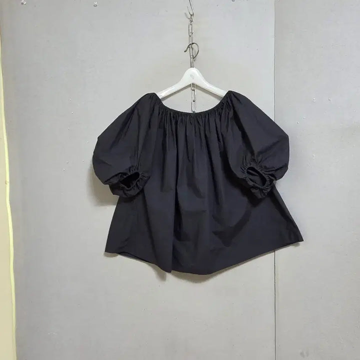 [BUNJANG] COS Open Shoulder Blouse / COS 코스 오픈숄더활용되는 블라우스 34  n5212