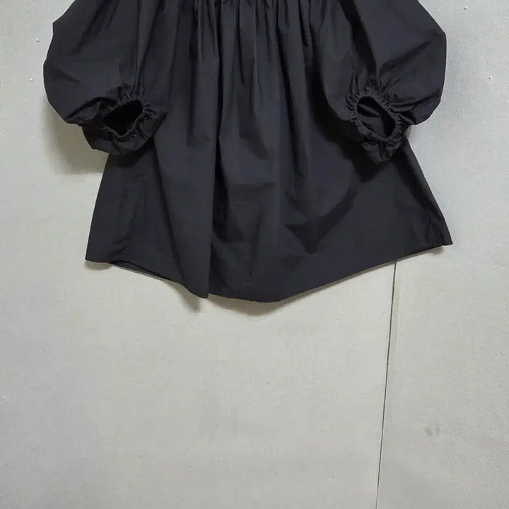 [BUNJANG] COS Open Shoulder Blouse / COS 코스 오픈숄더활용되는 블라우스 34  n5212