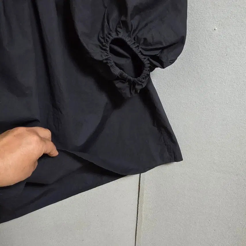 [BUNJANG] COS Open Shoulder Blouse / COS 코스 오픈숄더활용되는 블라우스 34  n5212