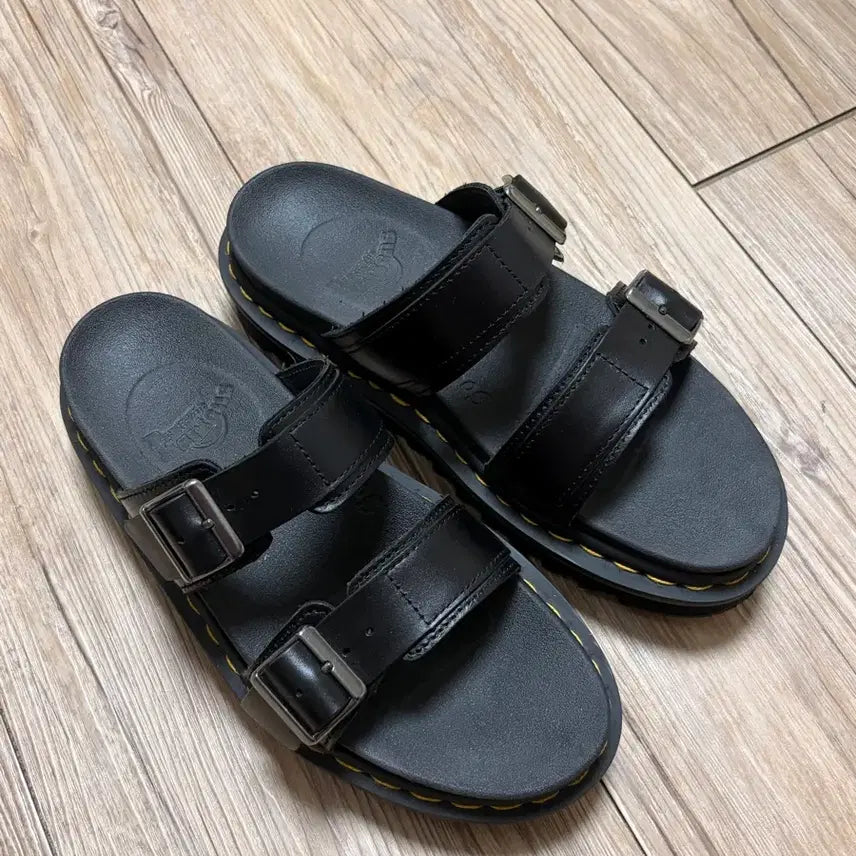 [BUNJANG] Dr. Martens Myles UK 5 (240mm) Leather Sandals / 닥터마틴 마일즈 uk5 (240)