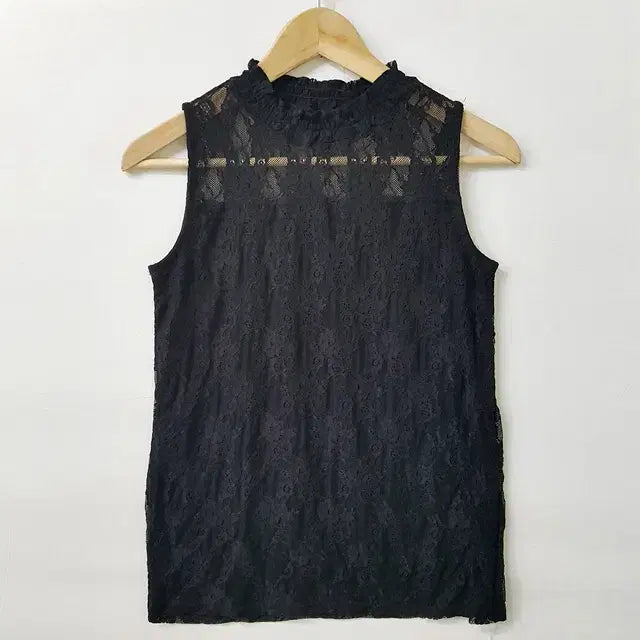 [BUNJANG] INGNI Lace Sleeveless Blouse - Black / [새상품] INGNI 레이스 민소매 블라우스 블랙