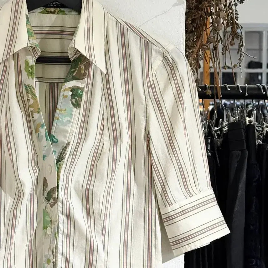 [BUNJANG] Dolce &amp; Gabbana Ivory Stripe Half Sleeve Shirt / 돌체 앤 가바나 아이보리 스트라이프 하프 셔츠