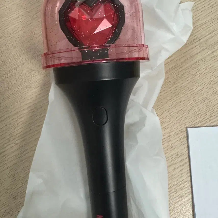 [BUNJANG] KISS OF LIFE Official Lightstick / (미사용) 키오프 키스오브라이프 kiss of life 응원봉