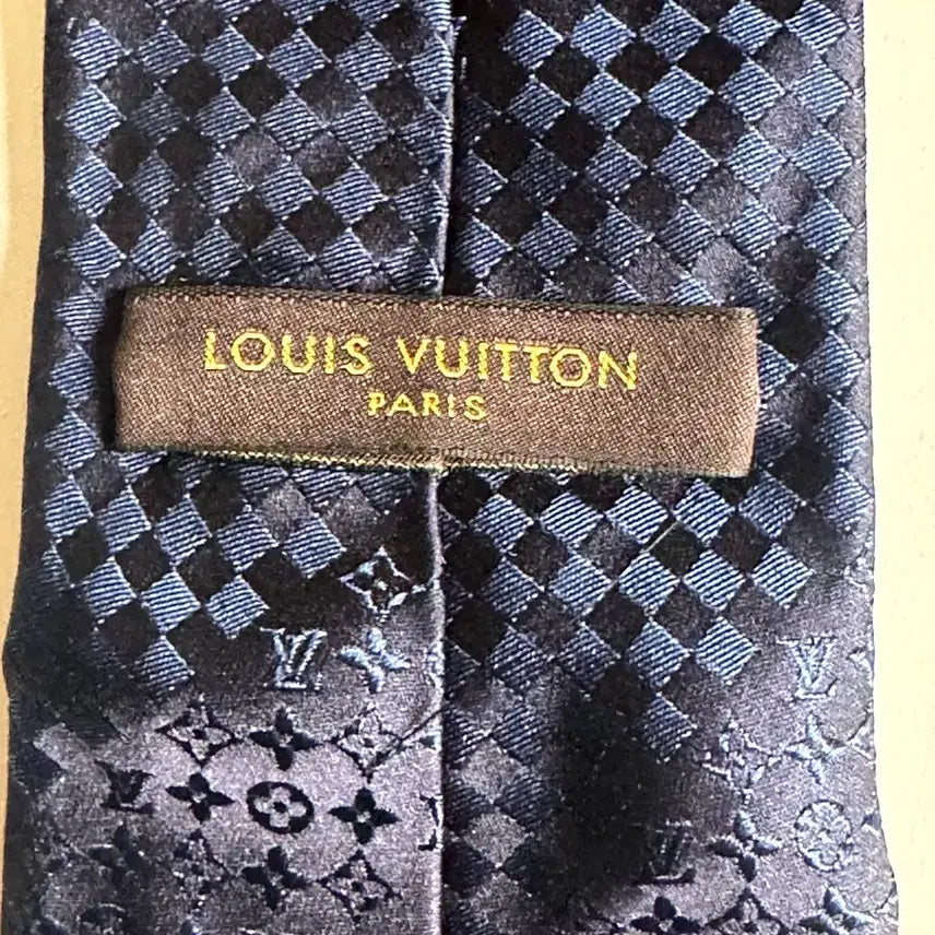 [BUNJANG] Louis Vuitton Genuine Tie / 루이비통 정품 넥타이