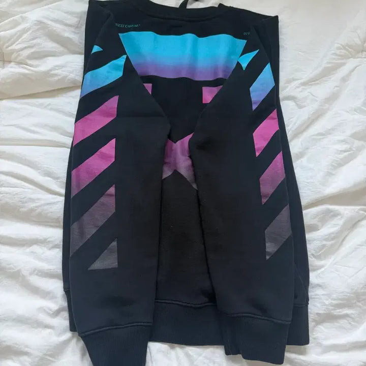 [BUNJANG] Off-White Crewneck Sweatshirt / (L)오프화이트 맨투맨 팝니다