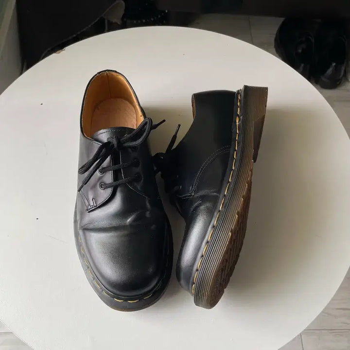 [BUNJANG] Dr. Martens 1461 Black Leather Made in England Shoes / 닥터마틴 1461 블랙 레더 - Made in England 240