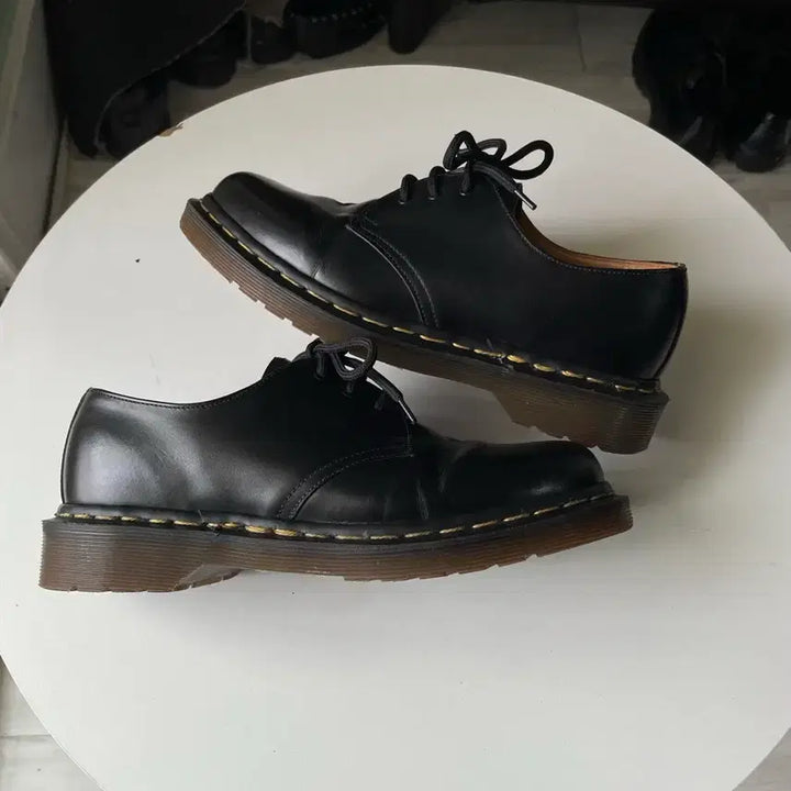 [BUNJANG] Dr. Martens 1461 Black Leather Made in England Shoes / 닥터마틴 1461 블랙 레더 - Made in England 240