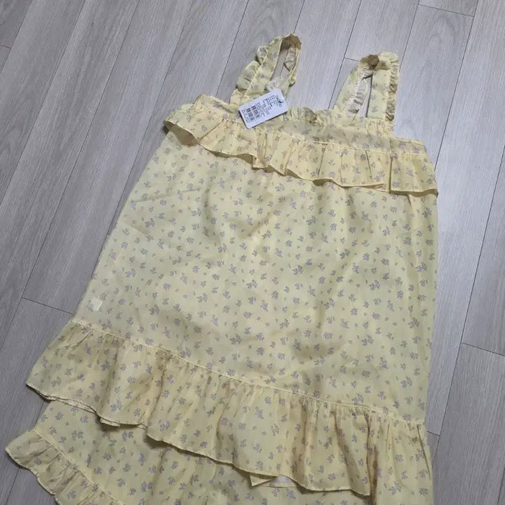 [BUNJANG] DAZIO Frill Floral Pajama Set / DAZIO 프릴 꽃무늬 잠옷 세트