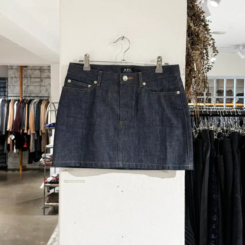 [BUNJANG] A.P.C. Raw Denim Mini Jupe Skirt / 아페쎄 생지 데님 미니 주페 스커트