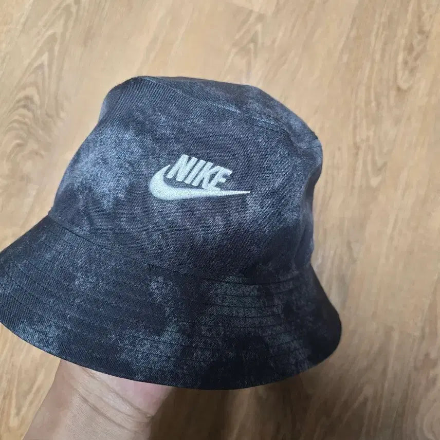 [BUNJANG] Nike Tie-Dye Bucket Hat L/XL / 나이키 타이다이 버킷햇 L/XL