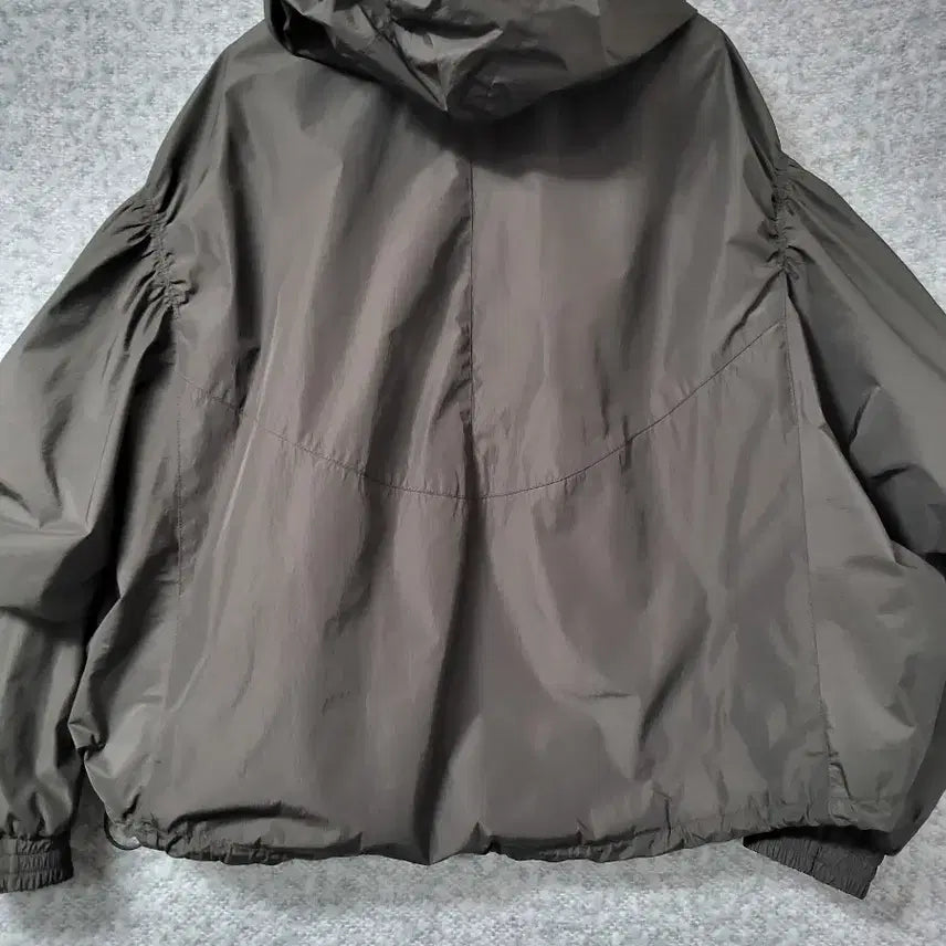 [SOLD OUT] 시슬리 후드 숏 야상 자켓