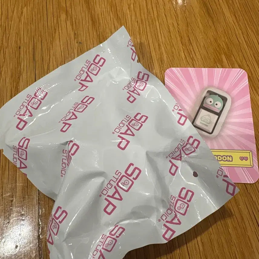 [BUNJANG] Sanrio Hangyodon Keycap Keyring / 산리오 키캡 키링 한교동 판매