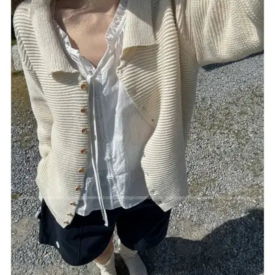 [BUNJANG] Spring Comma Woodbury Collar Wool Knit Cardigan Ivory / 스프링콤마 우드버리 카라 울 니트 가디건 아이보리