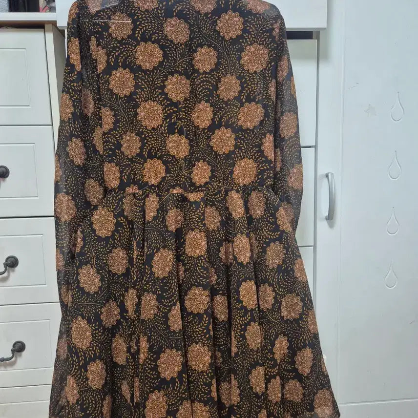 [BUNJANG] Flower Pattern Long Dress / 플라워 패턴 롱 원피스 블랙 브라운