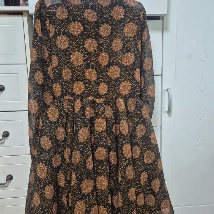 [BUNJANG] Flower Pattern Long Dress / 플라워 패턴 롱 원피스 블랙 브라운