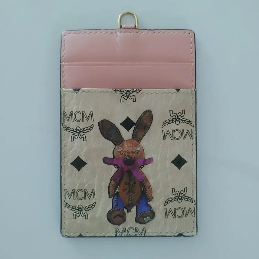 [BUNJANG] MCM Rabbit ID Card Case Necklace Wallet / 정품 mcm 래빗 ID케이스 목걸이 지갑