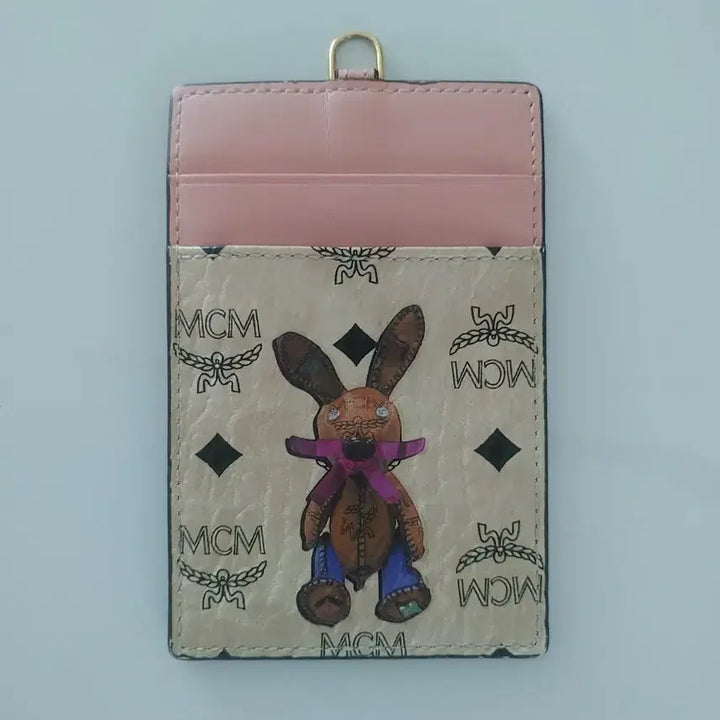 [BUNJANG] MCM Rabbit ID Card Case Necklace Wallet / 정품 mcm 래빗 ID케이스 목걸이 지갑