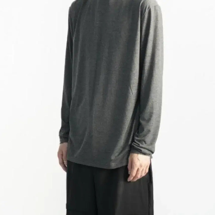 [BUNJANG] Politeru Turtleneck Sleeve Charcoal Size 3 / [3]폴리테루 터틀넥 슬리브 차콜