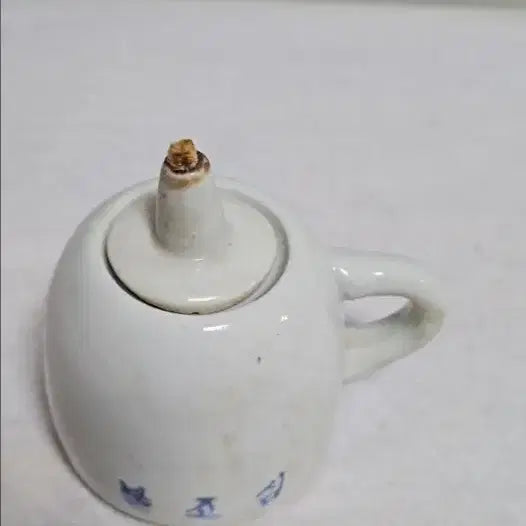 [BUNJANG] Antique Baekja Celadon "Buljosim" Oil Lamp / 옛날 불조심 호롱  백자 도자기 호롱