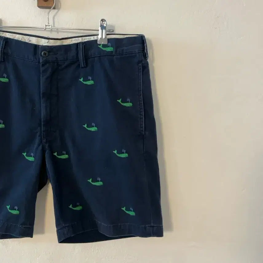 [BUNJANG] Polo Ralph Lauren Dolphin Embroidered Half Pants / 폴로 돌핀 자수 하프 팬츠