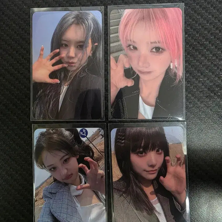 [BUNJANG] QWER Music Core 1st Week Music Show Photocard Set / QWER 1주차 음중 공방포카 세트 양도