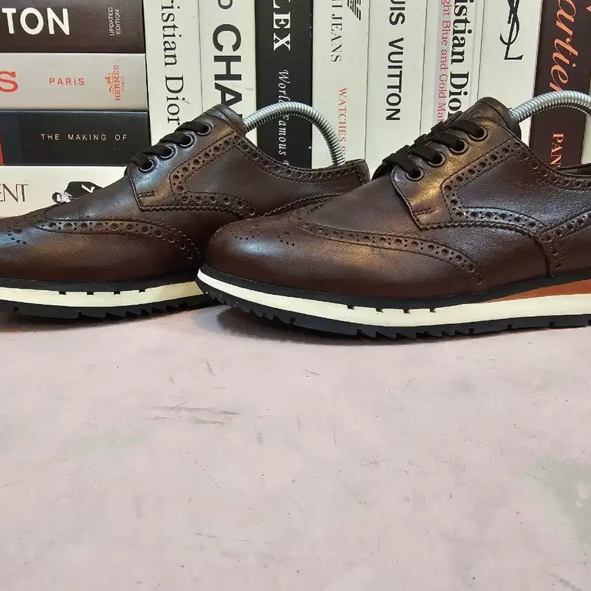 [SOLD OUT] 프라다 남성 스니커즈 255