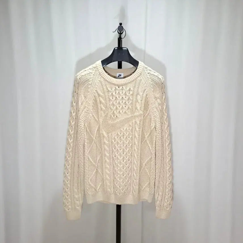 [BUNJANG] Nike Cable Knit Long Sleeve Sweater Rattan L / (무배) 나이키 케이블 니트 롱슬리브 스웨터 라탄 L 28