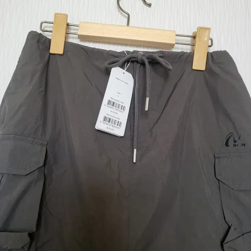 [BUNJANG] NERDY Parachute Cargo Skirt (Gray) / 널디 파라슈트 카고 스커트(그레이)