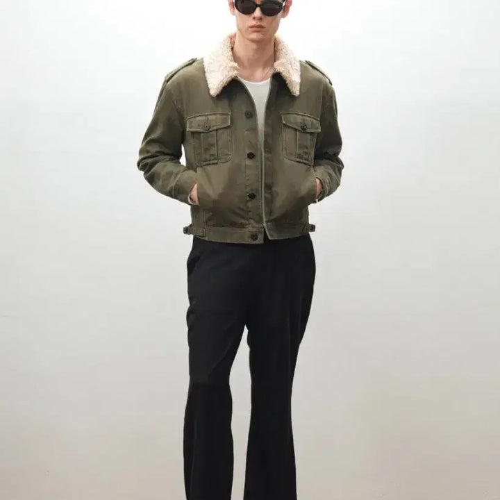 [BUNJANG] NOIR Khaki Detachable Fur Field Jacket Size 48 / 노이어 카키 필드 자켓 48사이즈 밀리터리 털 탈부착 가능