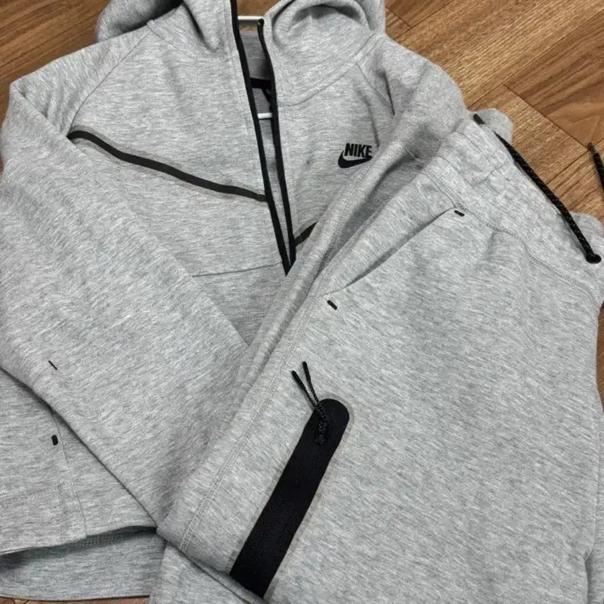 [BUNJANG] Nike Tech Fleece Training Set Women&
