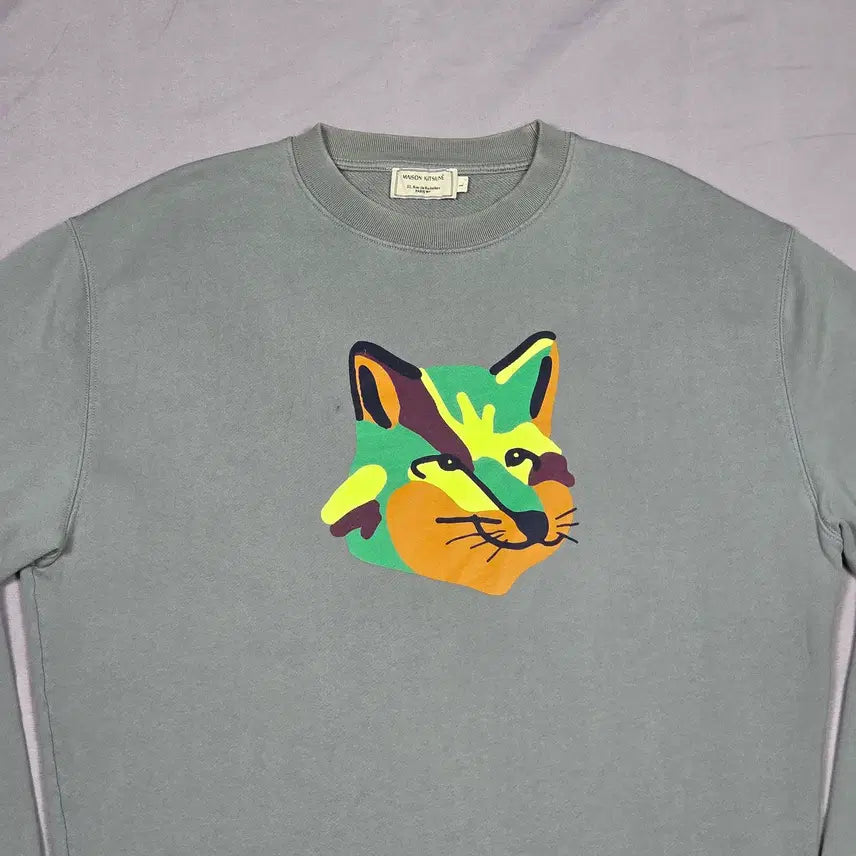 [BUNJANG] Maison Kitsuné Camo Fox Print Sweatshirt / [메종키츠네] 카모 폭스 프린트 스웻셔츠 | A00152