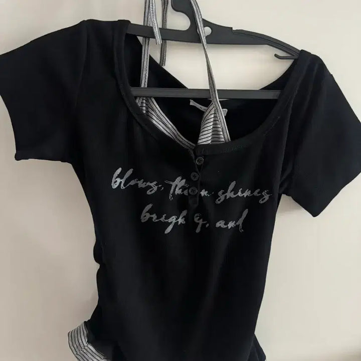 [BUNJANG] Trendy T-Shirt / 힙한 티