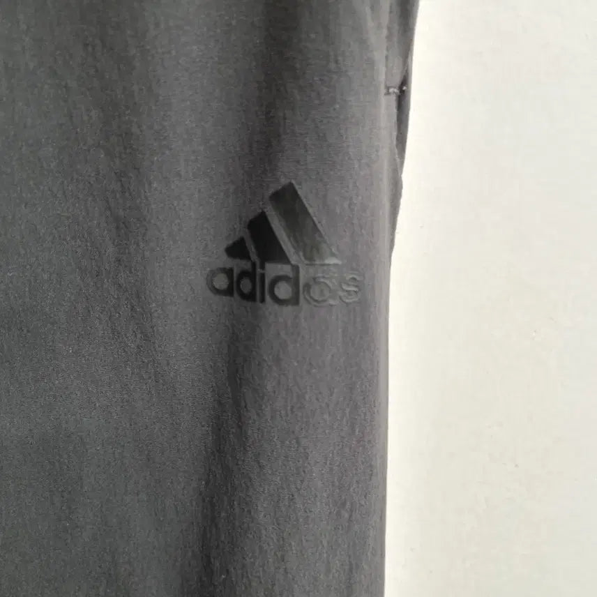 [BUNJANG] Adidas Training Pants (Size 95/M) / [95/M] 아디다스 트레이닝 팬츠