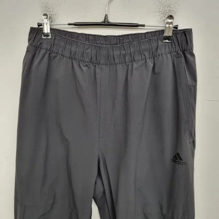 [BUNJANG] Adidas Training Pants (Size 95/M) / [95/M] 아디다스 트레이닝 팬츠