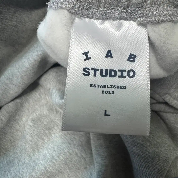 [BUNJANG] Iab Studio Sweatpants Grey L / 아이앱 스웨트팬츠 그레이 L
