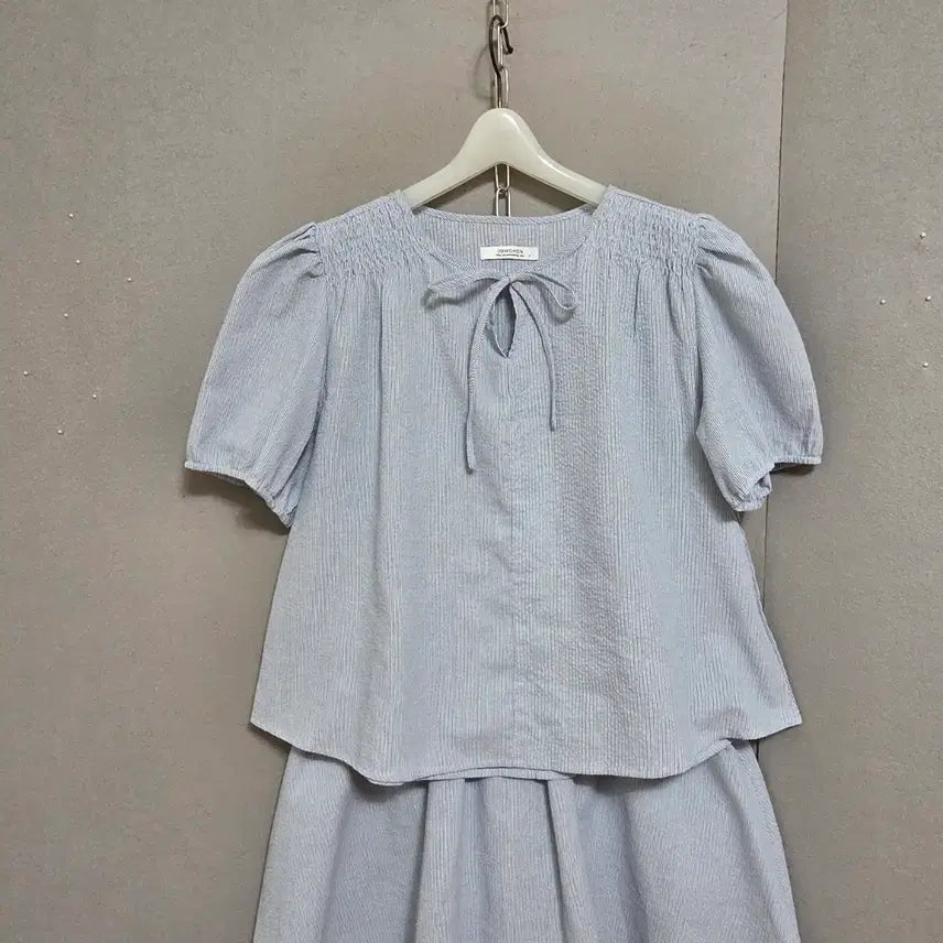 [BUNJANG] Summer Blouse and Shorts Set - Size F (55-66) / 여름용 상하세트 반바지 블라우스 F  n5220